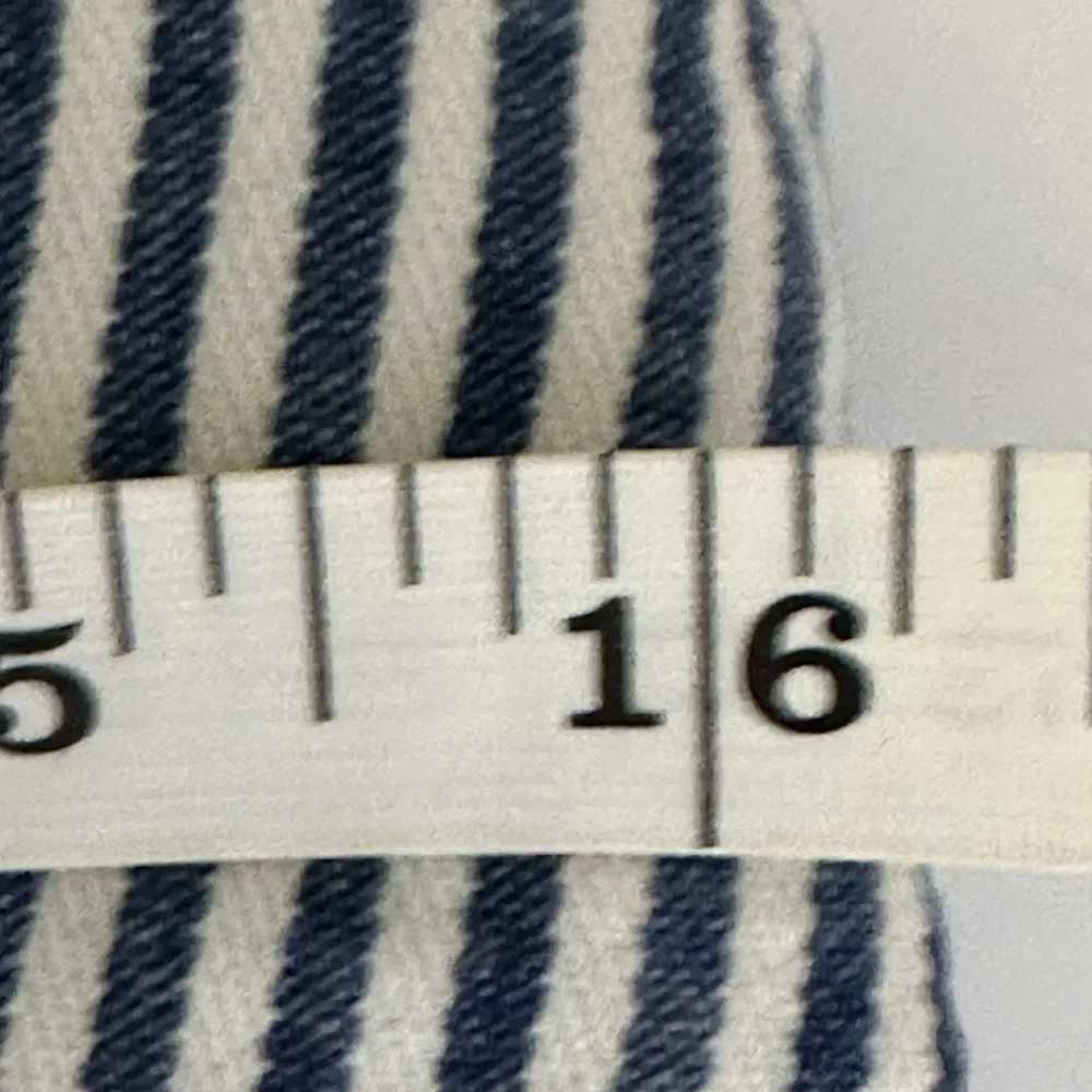 Maurice’s sz 12 skirt that measures 17” long  Described as a railroad stripe
